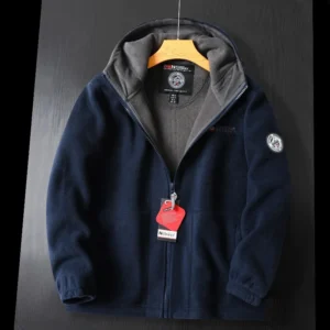 Men's Winter Fleece Jacket Thickened Wool Hooded Coat for Skiing and Outdoor Wear