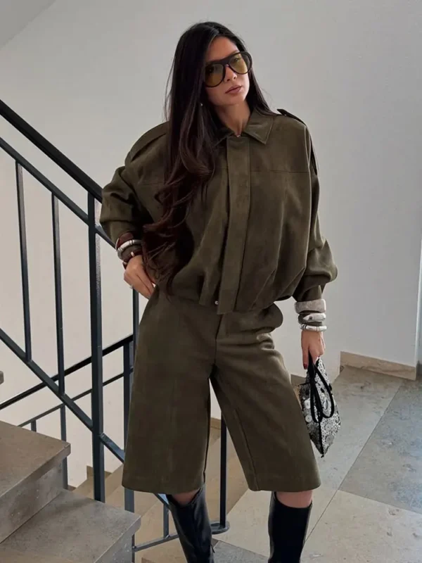 Women's Suede Bomber Jacket Vintage Loose Lapel Zipper Motorcycle Coat - Image 5